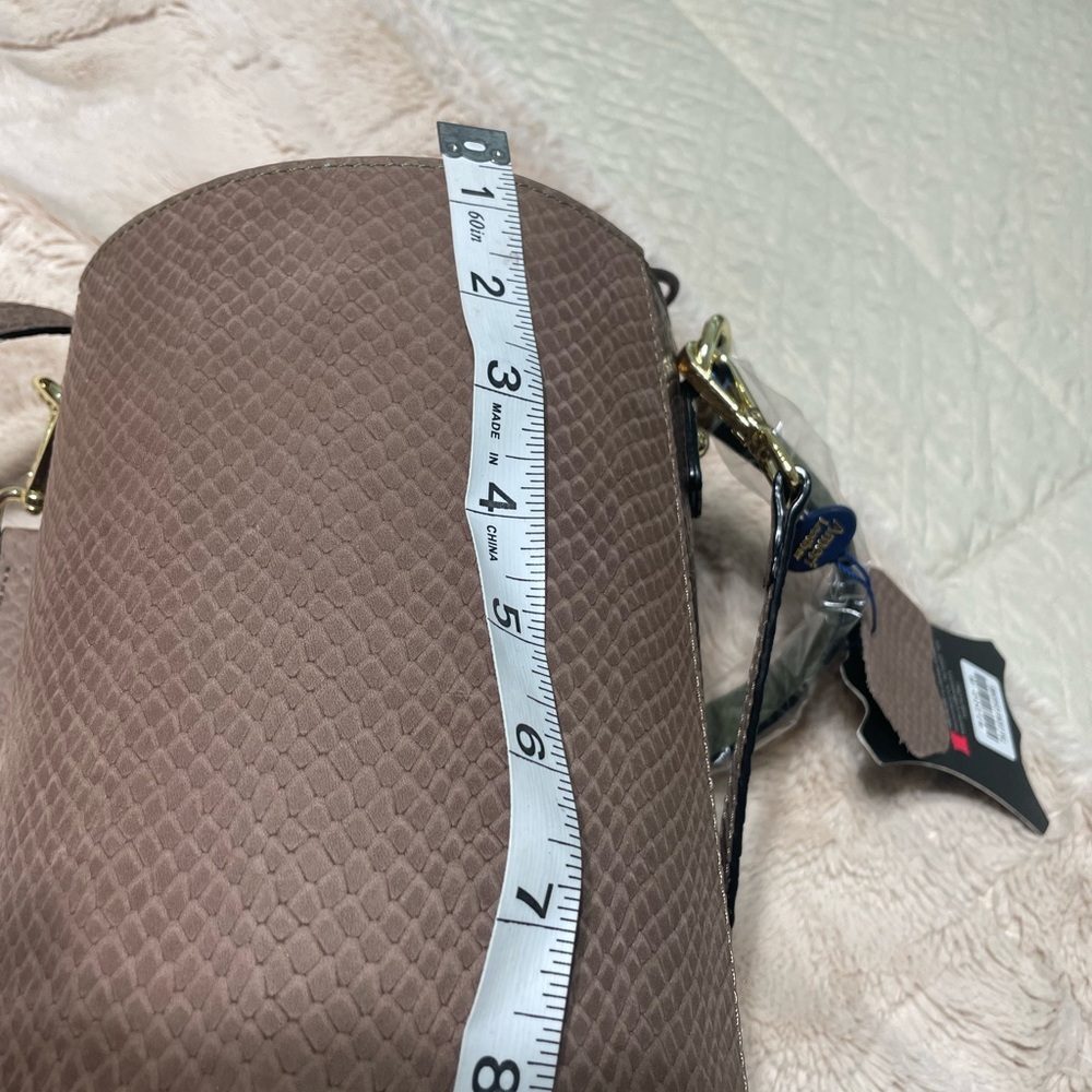 Ameri Leather Stylish Brown and Green Bucket Bag - Picture 8 of 16